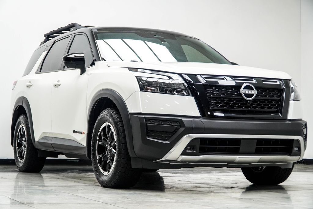 Used 2024 White Nissan Rock Creek image 4