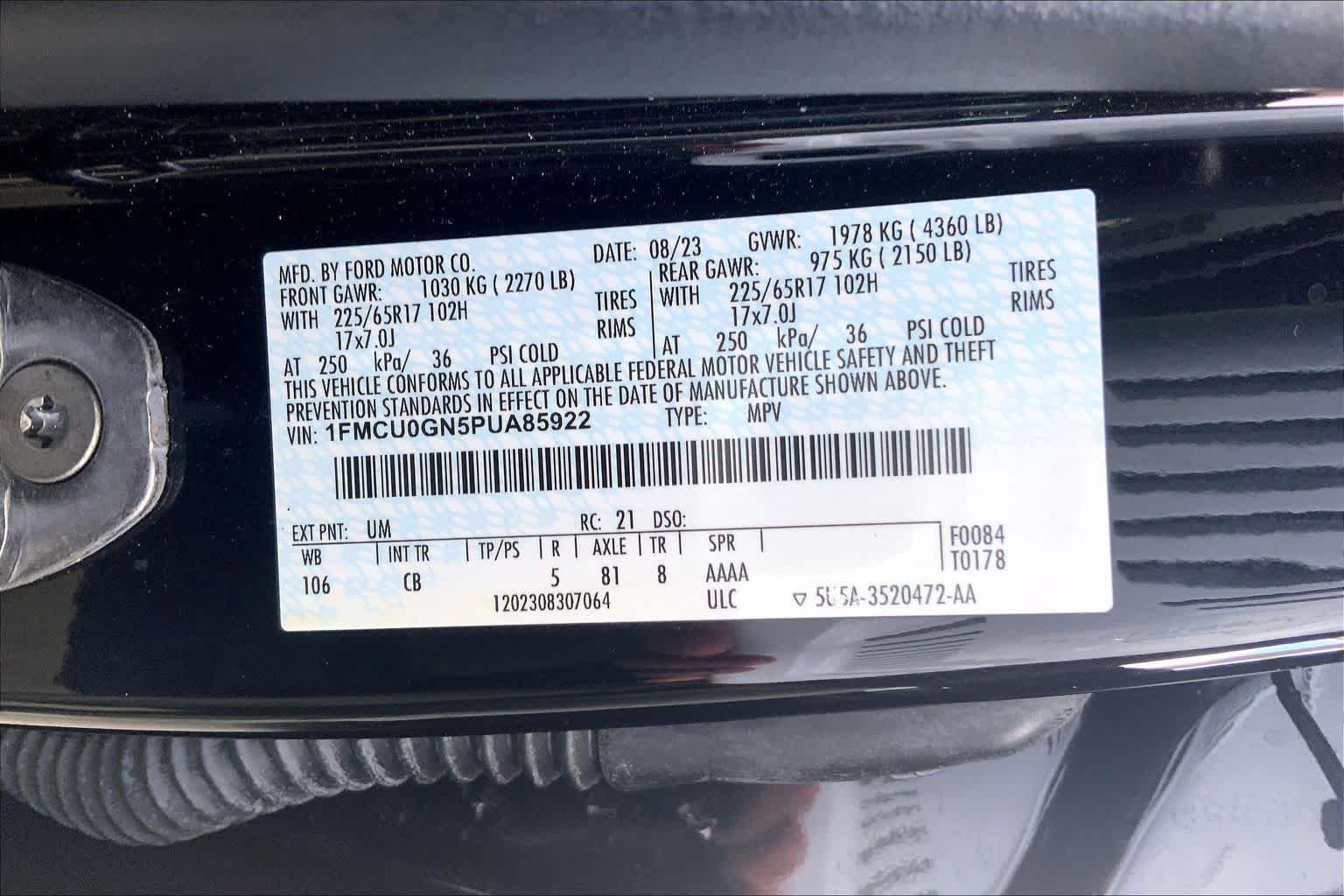 Used 2023 Agate Black Metallic Ford Active image 31