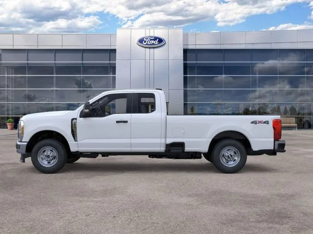 New 2026 Oxford White Ford XL image 3