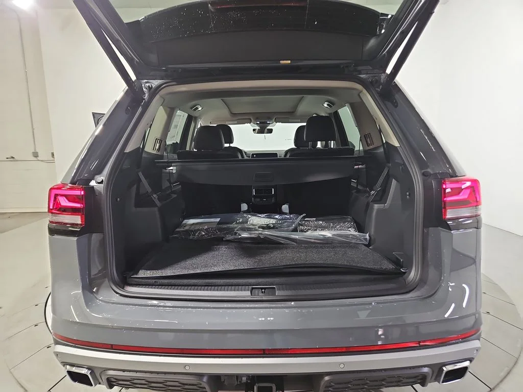 New 2026 Gray Volkswagen 2.0T Peak Edition image 21