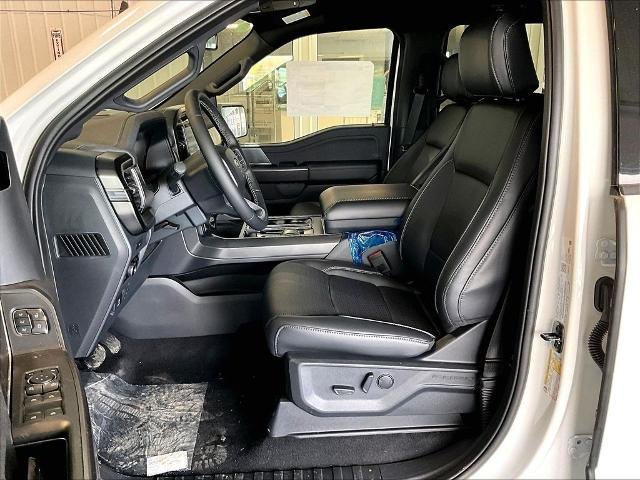 New 2026 Star White Metallic Tri-Coat Ford Lariat image 29
