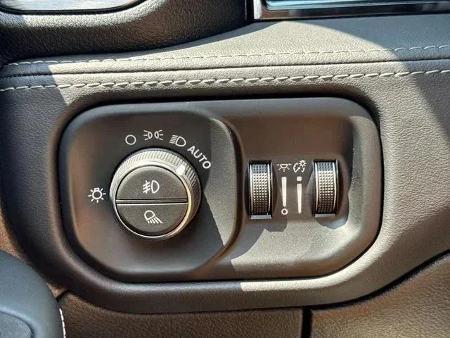 2026 RAM 2500 Limited - Photo 30
