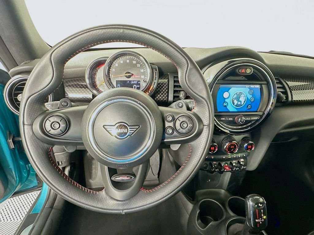 Used 2020 Blue MINI Signature image 11