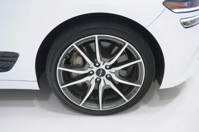 Used 2025  Genesis 2.5T image 5