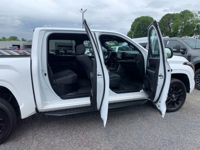 Used 2025 White Toyota SR image 11