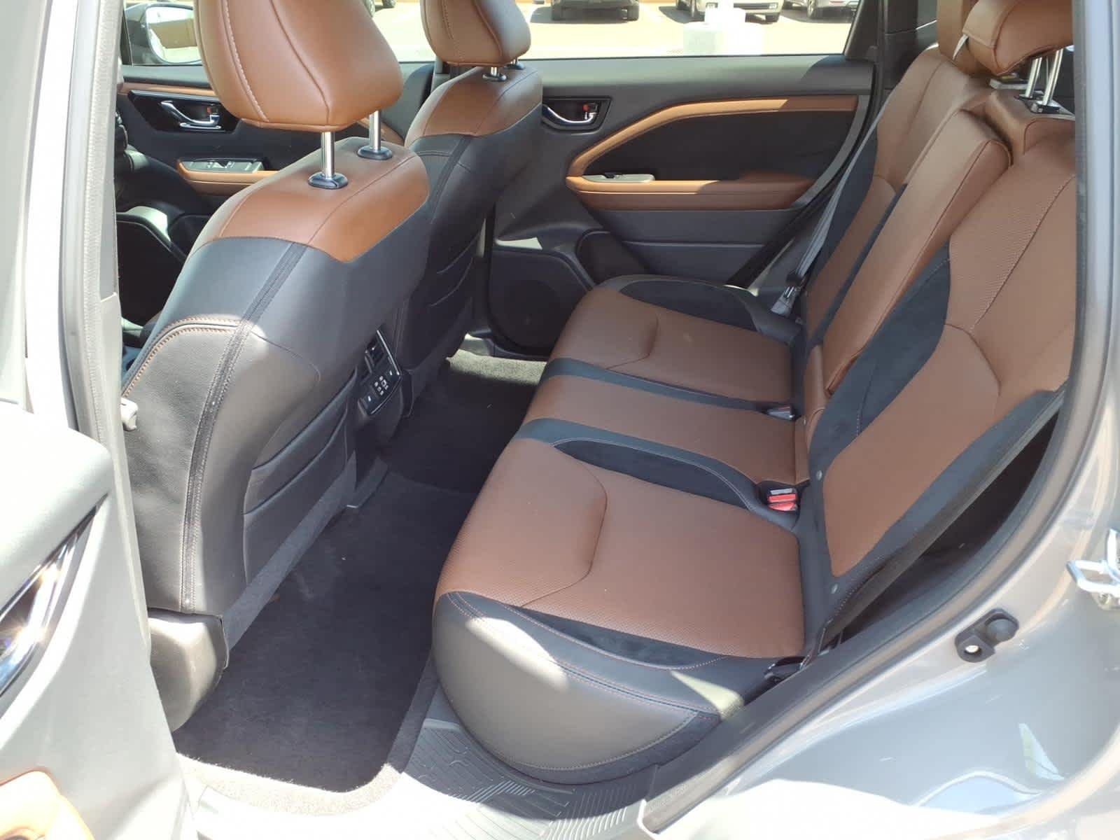 Certified Used 2025 River Rock Pearl Subaru Touring image 23