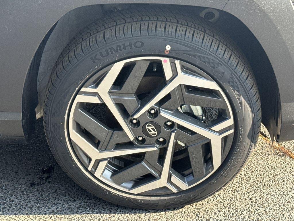 New 2026 White Hyundai SEL Premium FWD image 10