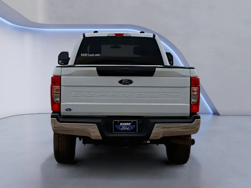 Used 2022 Oxford White Ford XL image 4
