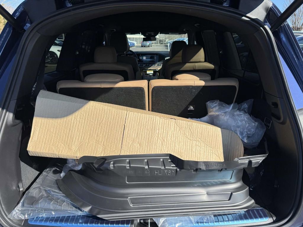 New 2026 Twilight Blue Metallic Mercedes-Benz GLS 450 image 14