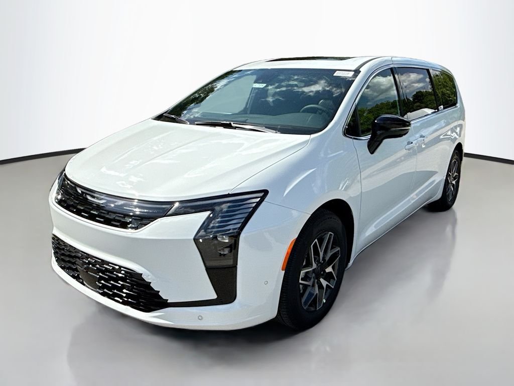 New 2027 Bright White Clear-Coat Exterior Paint Chrysler Limited image 8