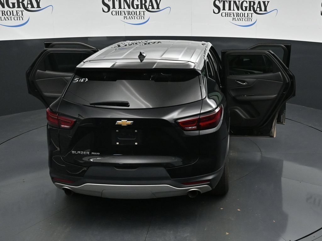 Used 2025 Black Chevrolet 2LT image 35