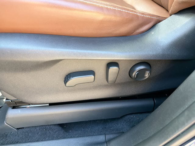 Used 2019 Blue Subaru Touring image 25