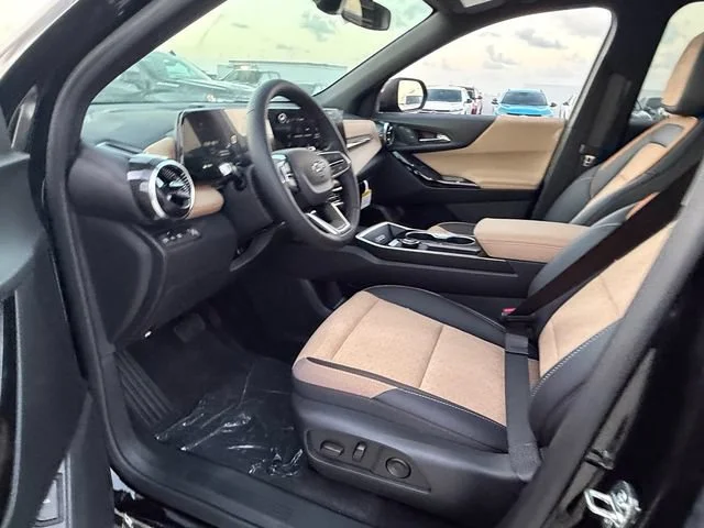 New 2027 Mosaic Black Metallic Chevrolet ACTIV image 7