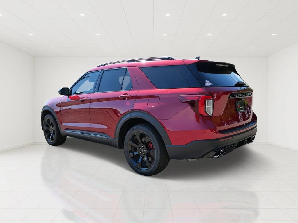 Used 2024 Red Ford ST image 4