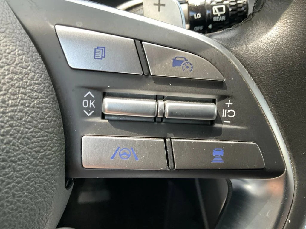 Used 2024 Gray Hyundai SEL image 36