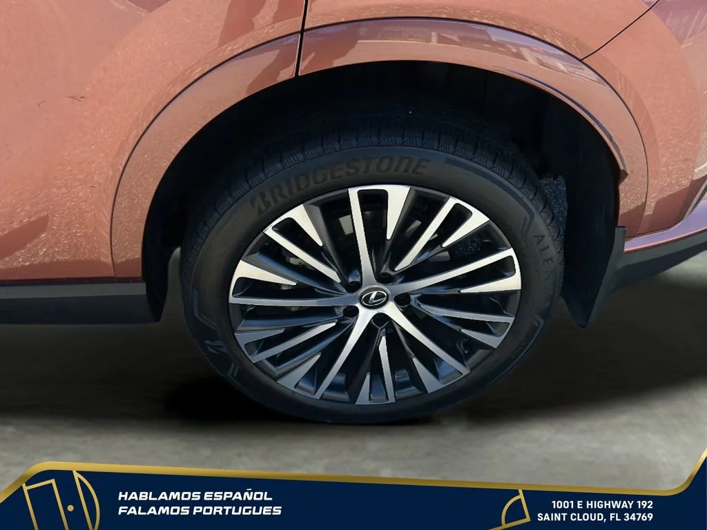 Used 2023  Lexus RX 350 image 39