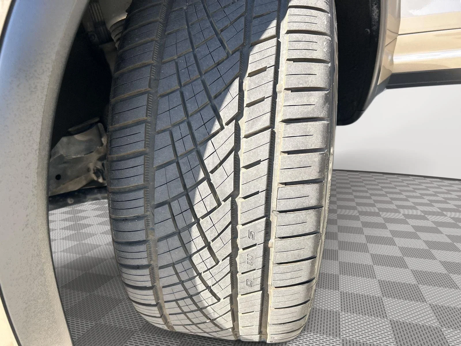 Used 2015 Palladium Metallic Porsche Turbo image 10
