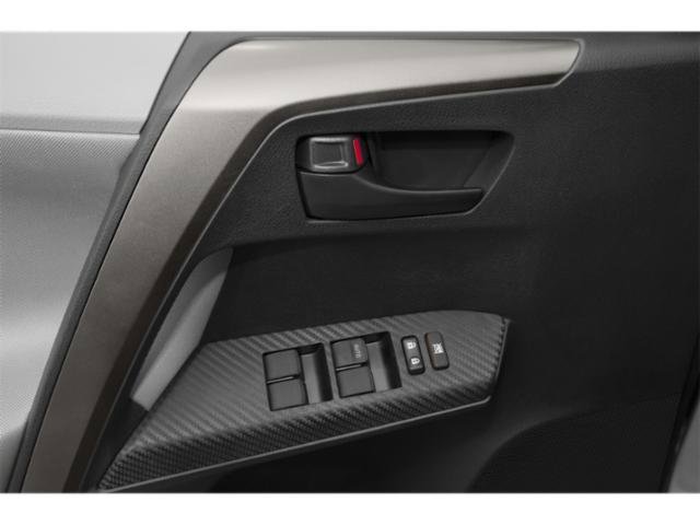 Used 2015 Classic Silver Metallic Toyota Limited image 19