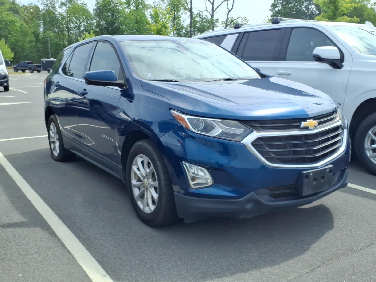 Used 2020 Pacific Blue Metallic Chevrolet LT image 5