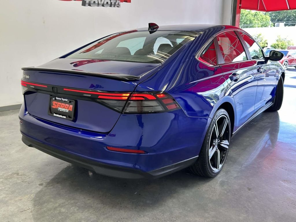 Used 2024 Blue Honda Sport image 3