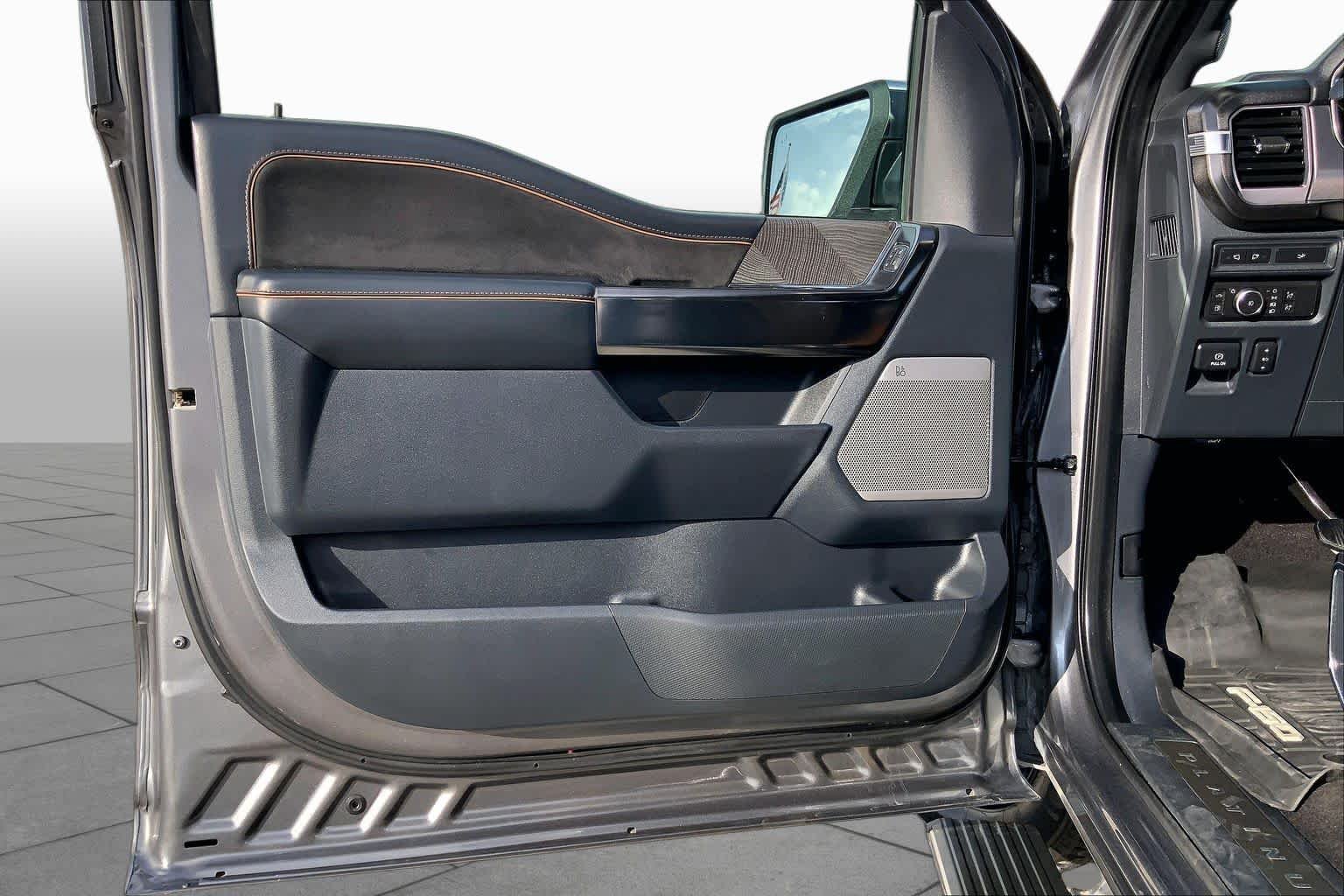 Used 2022 Carbonized Gray Metallic Ford Platinum image 21