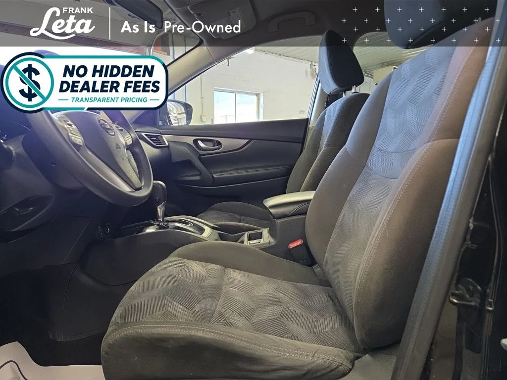 Used 2015 Black Nissan SV image 12