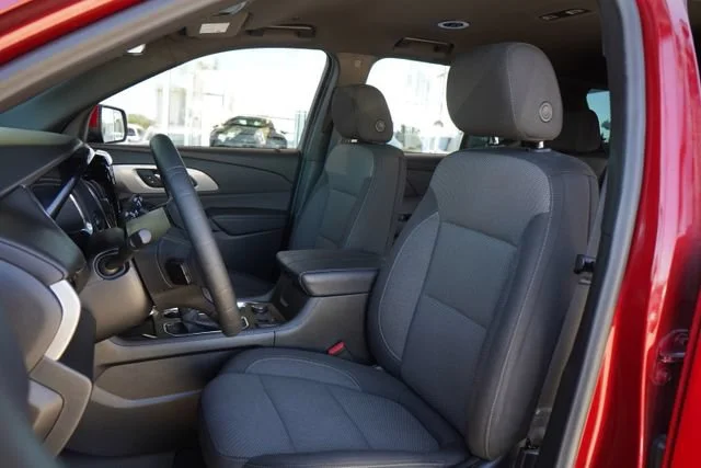 Used 2023 Radiant Red Tintcoat Chevrolet LT Cloth image 27