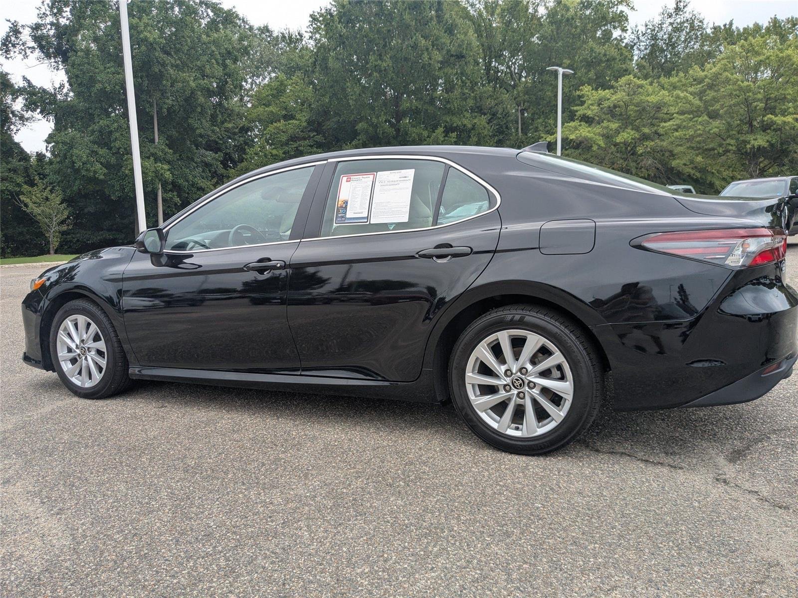 Certified Used 2024  TOYOTA  image 6