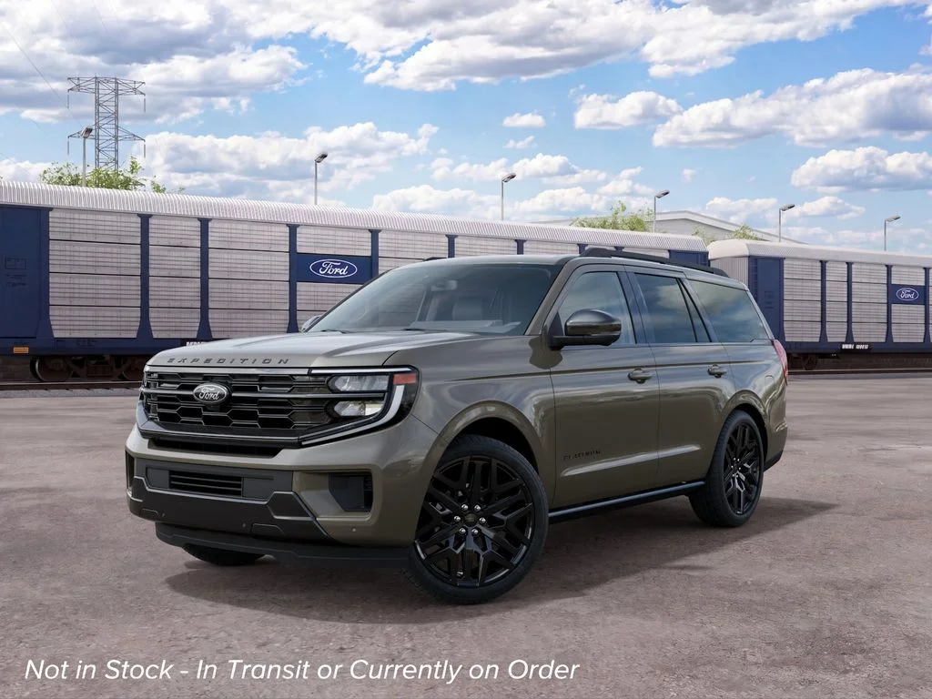 New 2027 Marsh Gray Ford Platinum image 2