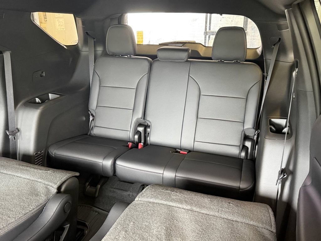 New 2026 Sterling Gray Metallic Chevrolet LT image 26