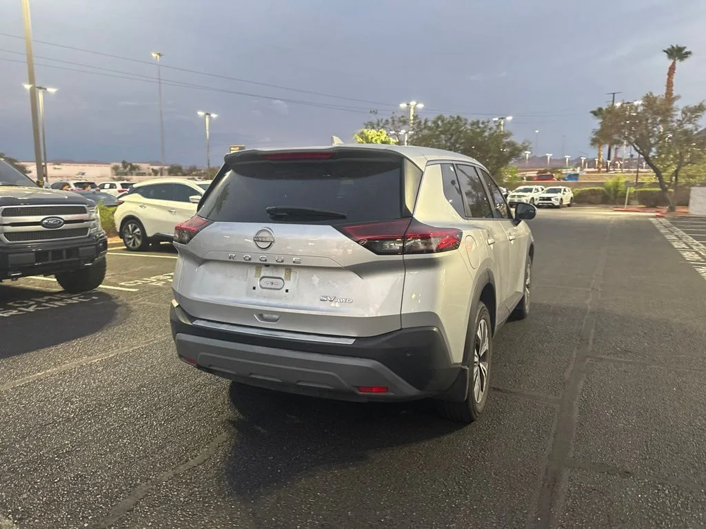 Used 2022 Silver Nissan SV image 9
