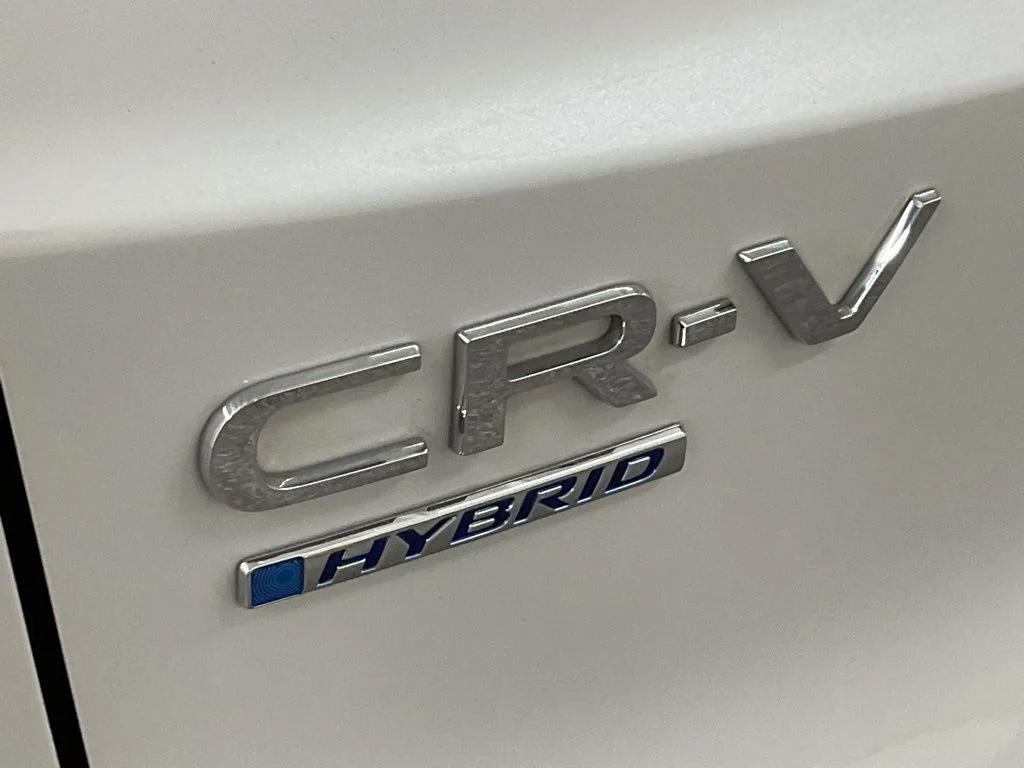 Used 2025 Platinum White Honda Sport-L image 23