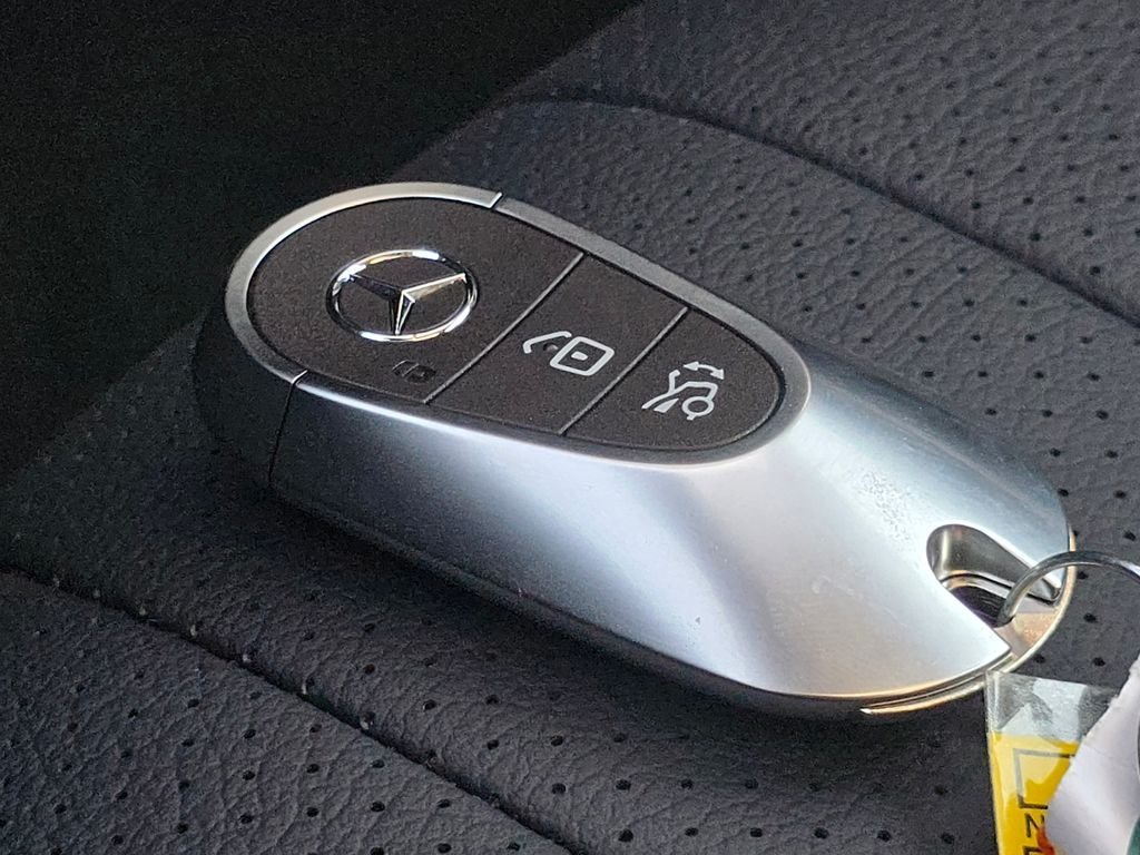 New 2027 Black Mercedes-Benz E 350 image 37