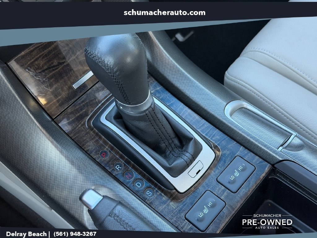Used 2013 White Acura 3.5 image 22