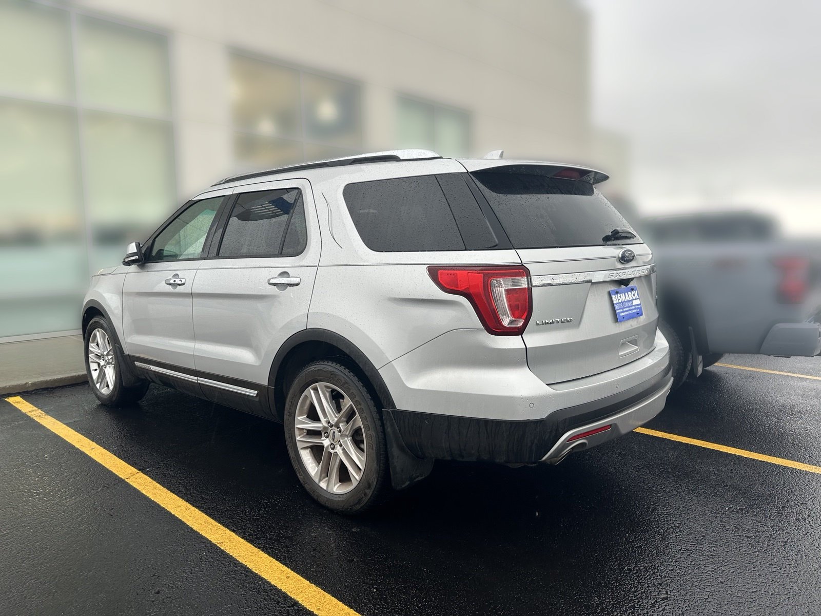 Used 2016 Silver Ford Limited image 4