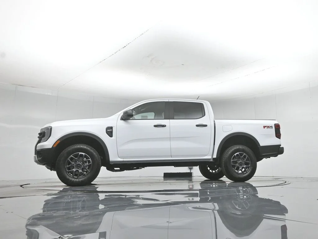 New 2026 Oxford White Ford XLT image 48