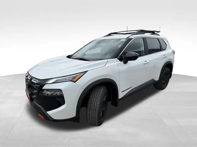 New 2026 Everest White Pearl TriCoat Nissan Rock Creek® image 3