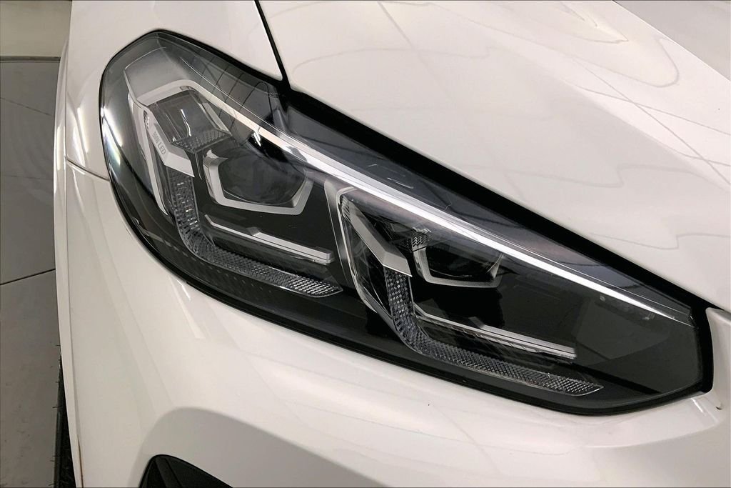 Certified Used 2023 Alpine White BMW  image 27