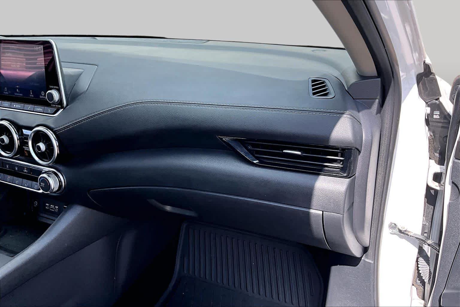 Used 2024 Fresh Powder Nissan SV image 17