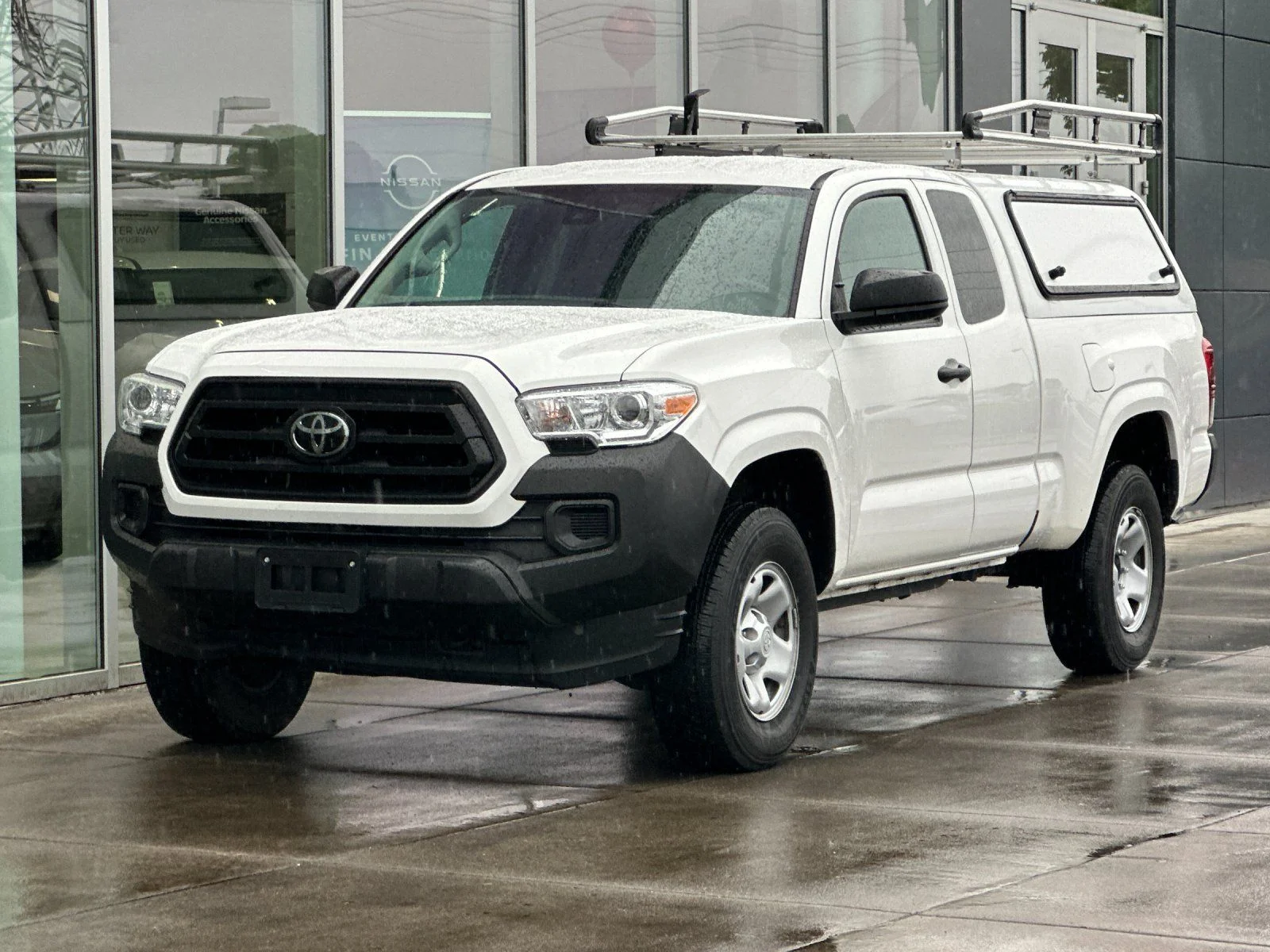Used 2023 Ice Toyota SR image 7