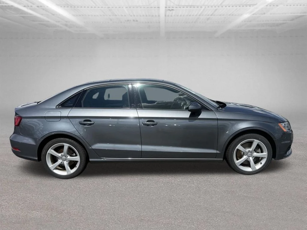 Used 2016 Gray Audi 2.0T Premium image 2