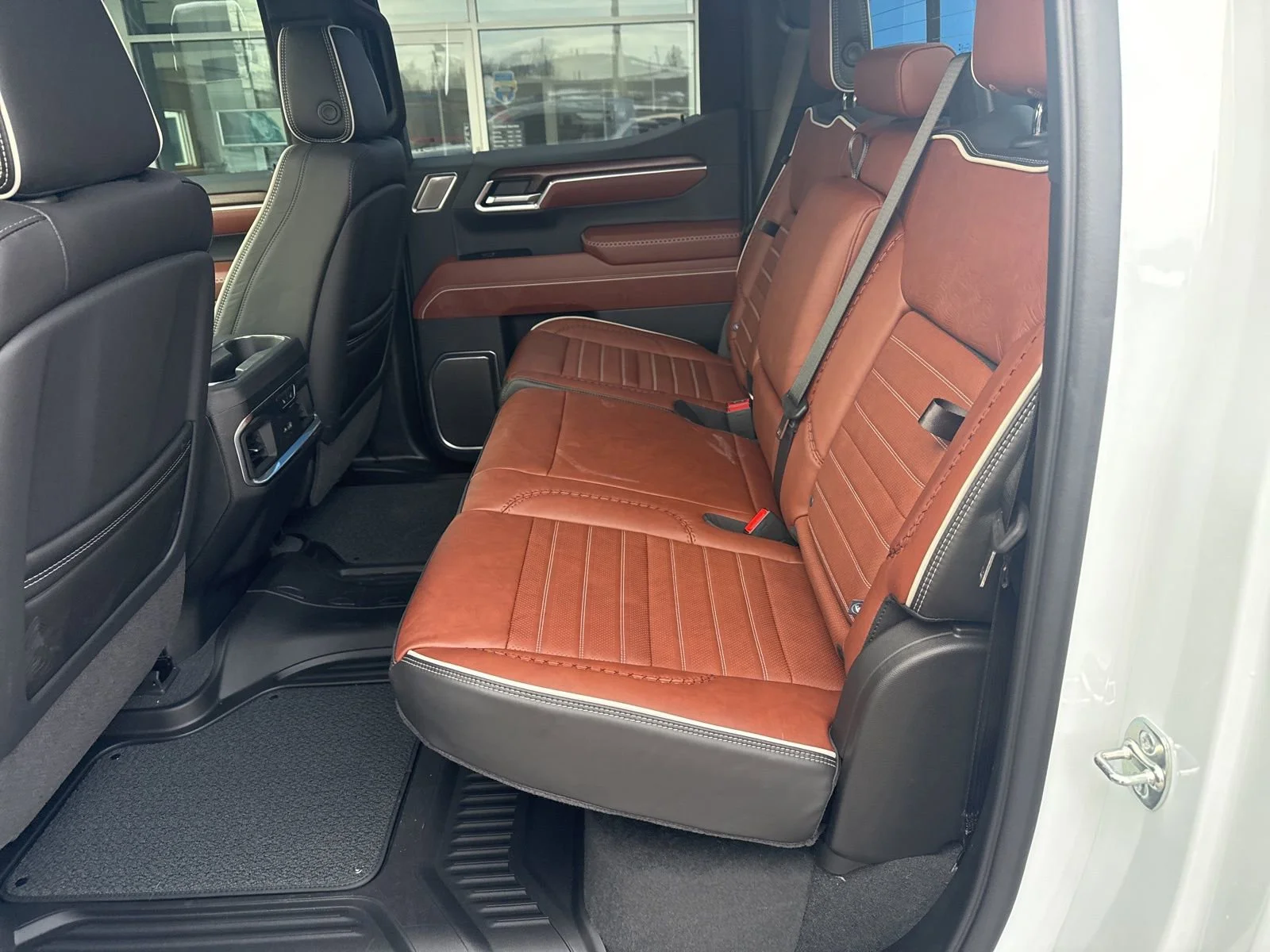 2026 GMC Sierra 1500 Denali Ultimate - Photo 17