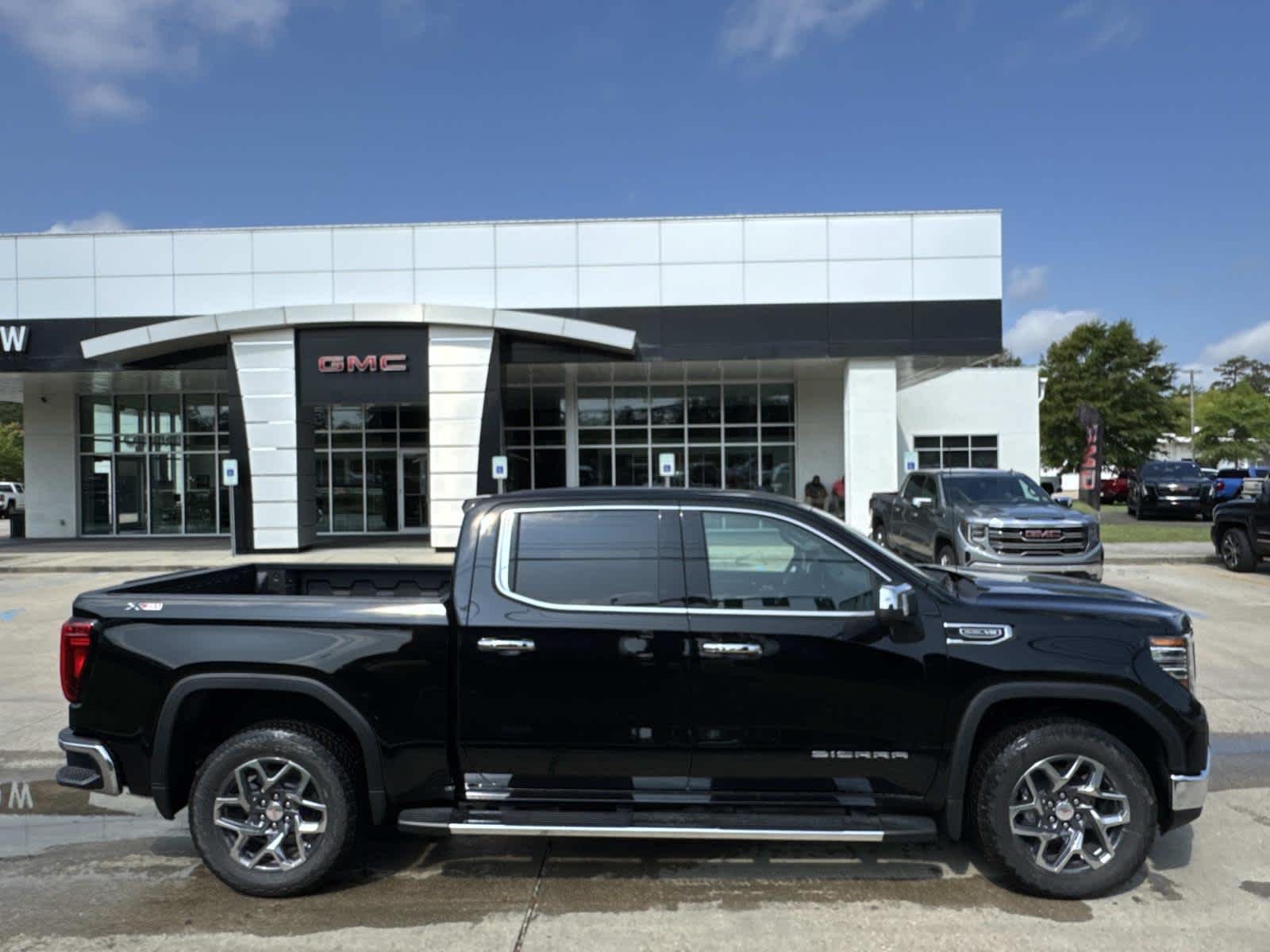 New 2026 Onyx Black GMC SLT image 1