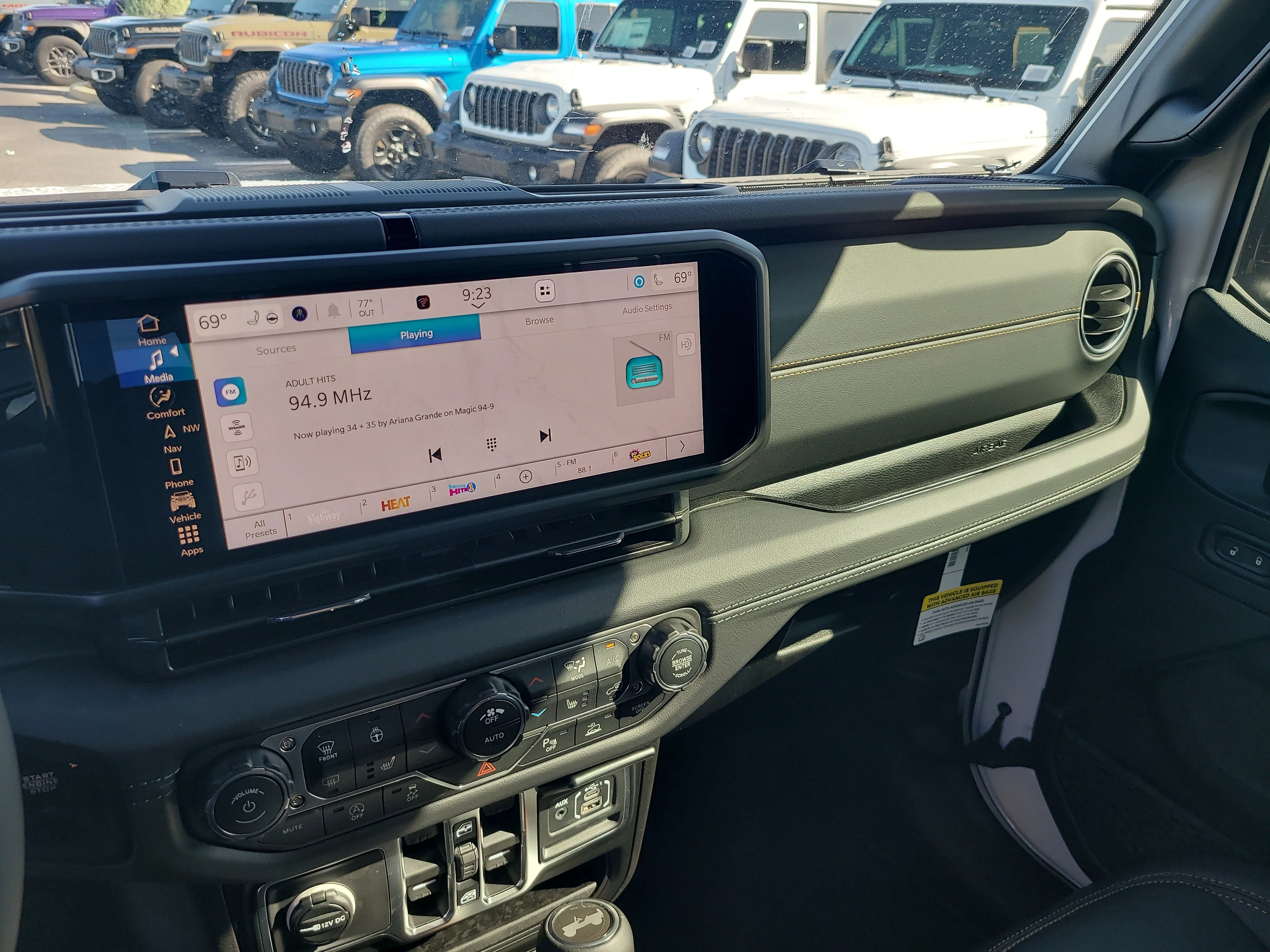 New 2026 Bright White Clearcoat Jeep Sahara image 15