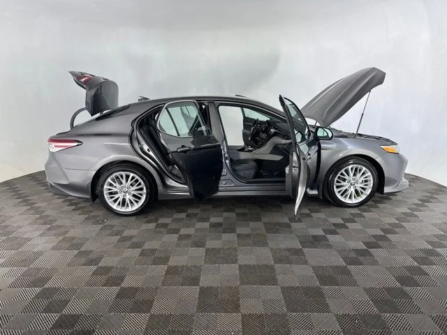 Used 2020 Gray Toyota XLE image 15