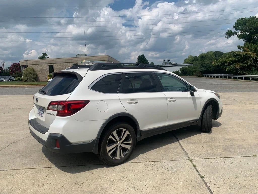 Used 2019 White Subaru 2.5i image 15