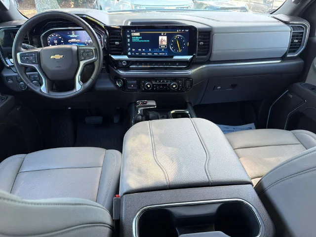 Used 2024 Summit White Chevrolet LTZ image 22
