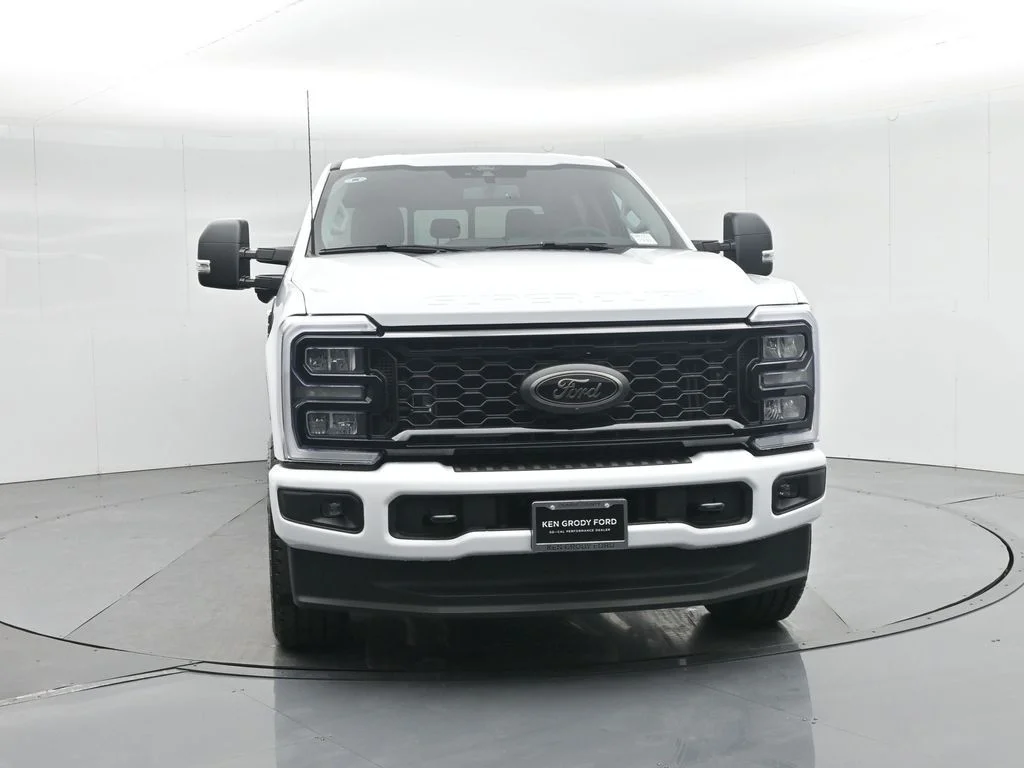 New 2026 White Ford XLT image 50