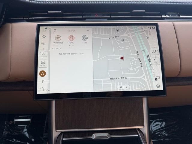 New 2026 Fuji White Land Rover SE image 20