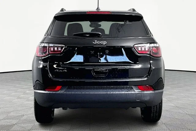New 2026 Black Jeep Latitude image 5
